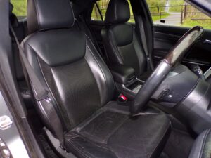 2013-Chrysler-300C-UHZ-6114-Spring-8-Photoroom