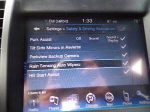 2013-cHRYSLER-300C-UHZ-6114-Spring-15-Photoroom-2