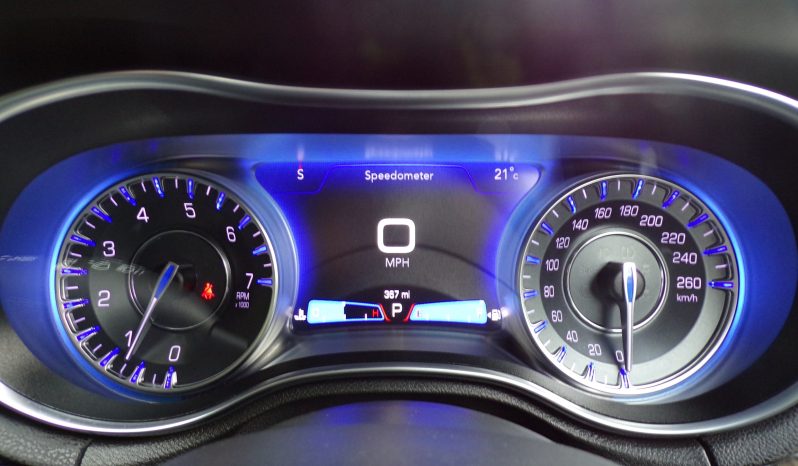 73 reg Chrysler 300C Limited 3.6L V6 VVT AUTO full