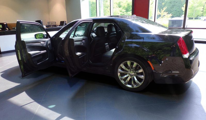 73 reg Chrysler 300C Limited 3.6L V6 VVT AUTO full