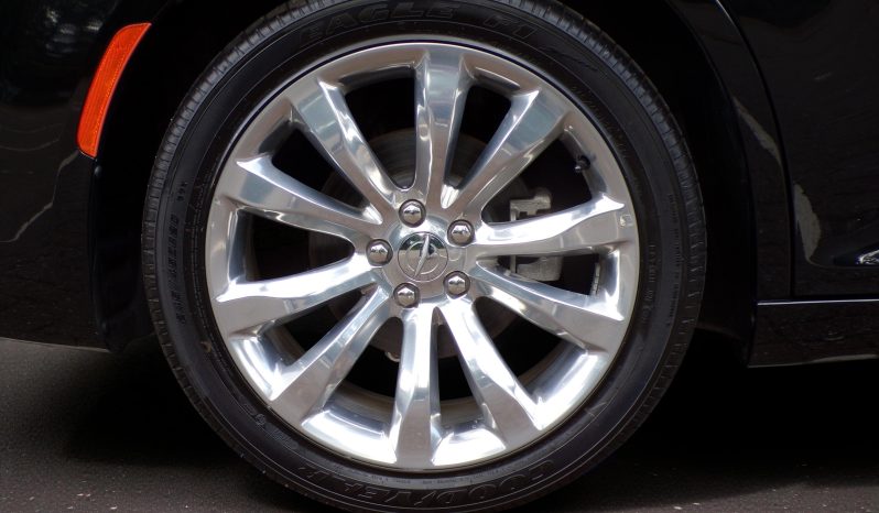 73 reg Chrysler 300C Limited 3.6L V6 VVT AUTO full