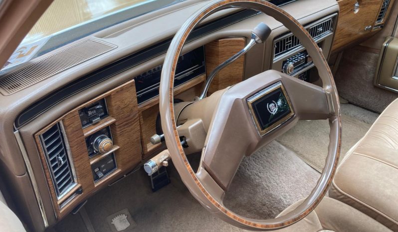 1981 Cadillac Fleetwood Brougham 6.0L V8 full