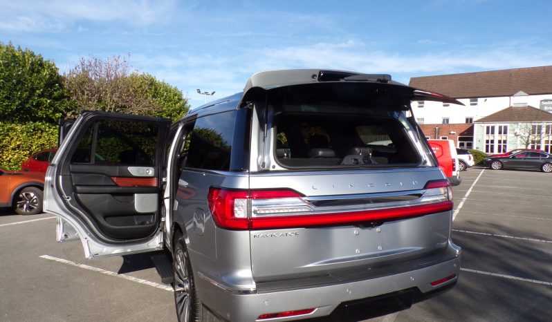 Just Arrived.. Lincoln Navigator Reserve 3.5L Twin Turbo V6 4×4. full