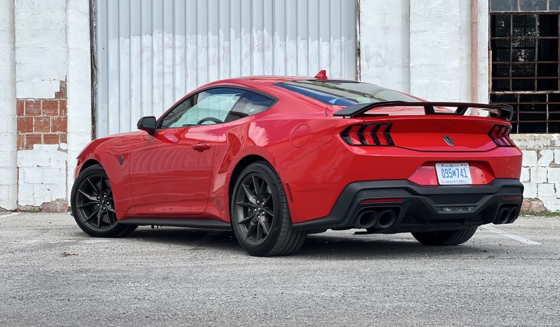 New Shape Ford Mustang DARK HORSE Premium 5.0L V8 DOHC Coyote Engine full