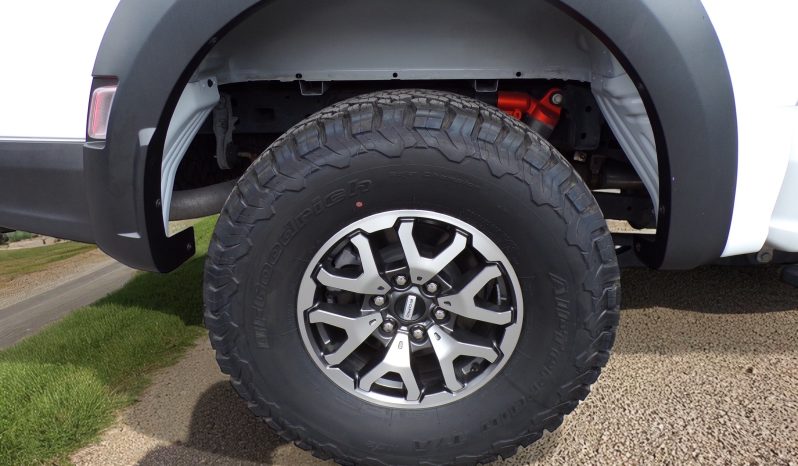 25 reg Ford F-150 RAPTOR 3.5L V6 High Output Crew Cab 4×4 450Bhp full