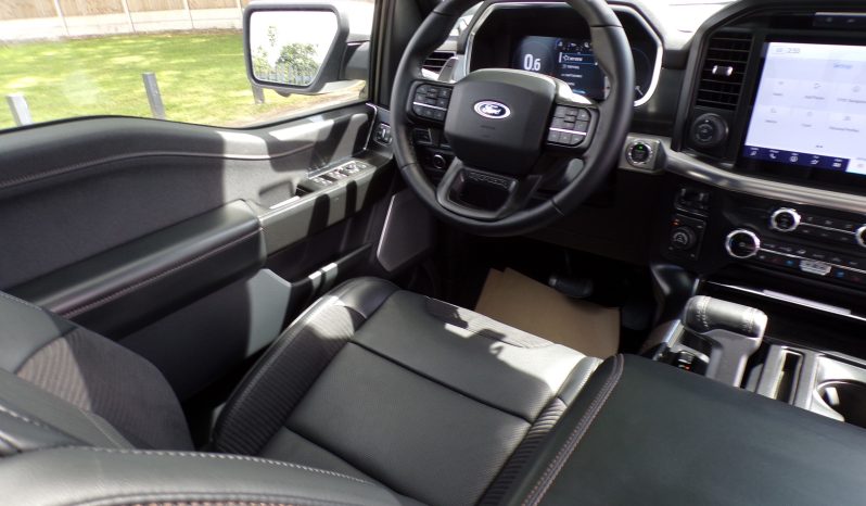 ’25 reg Ford F-150 RAPTOR 3.5L V6 High Output Supercrew Cab 4×4 450Bhp full