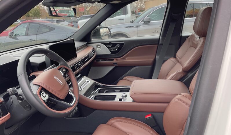 ’26 reg Lincoln Aviator Reserve 3.0L Twin Turbo AWD 7 Seater full