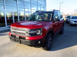 Bronco-Wildtrak-Showroom-3