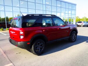 Bronco-Wildtrak-Showroom-8