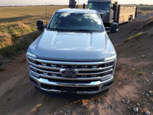 Ford F-250 Lariat showroom (2)