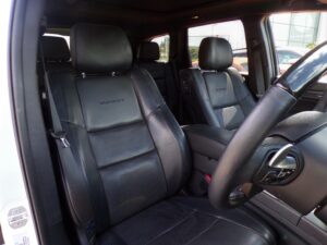 Jeep Grand Cherokee summit showroom (4)