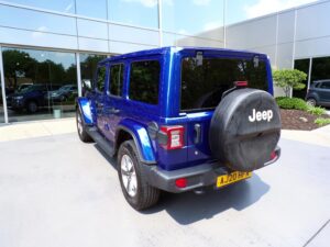 Jeep Wrangler showroom-Photoroom