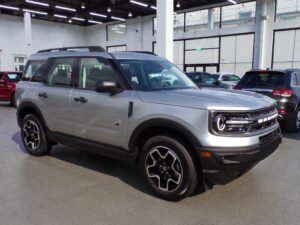 ford-bronco-silver-showroom-6