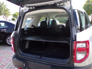 ford-bronco-silver-showroom-9