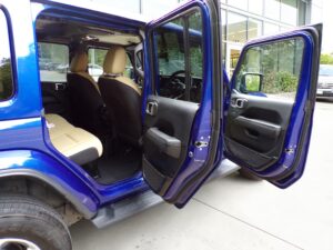 jeep wrangler showroom-Photoroom (3)